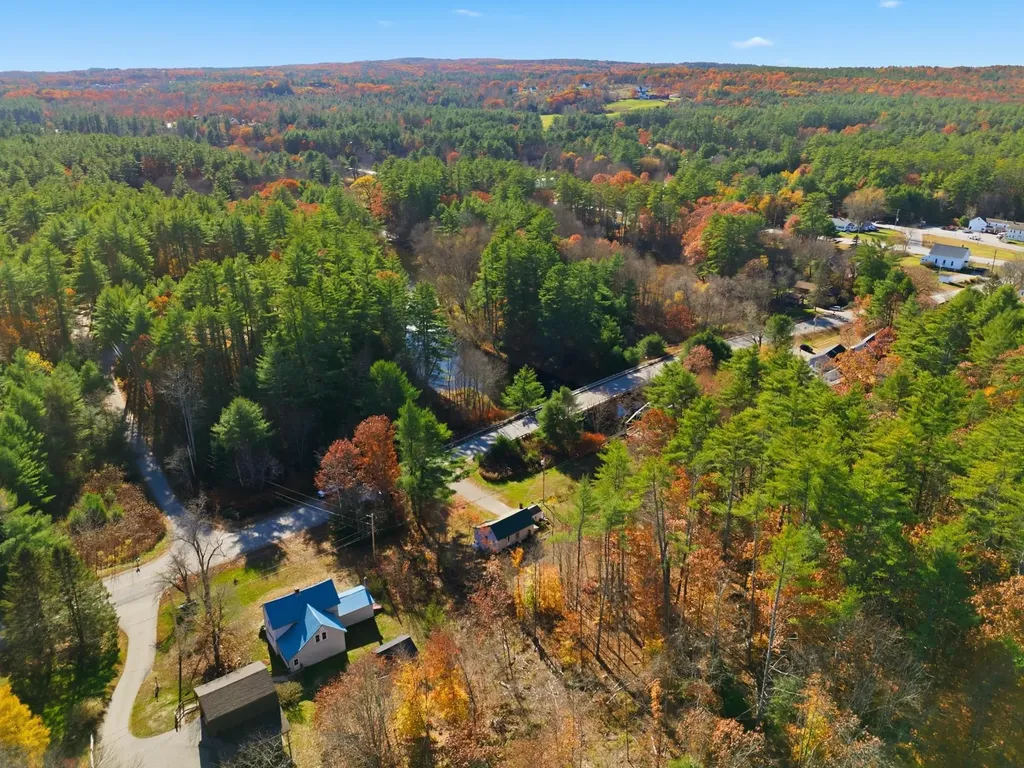 19 Depot Road Chichester NH 03258