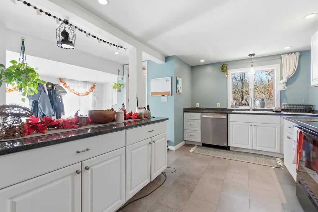 19 Depot Road Chichester NH 03258