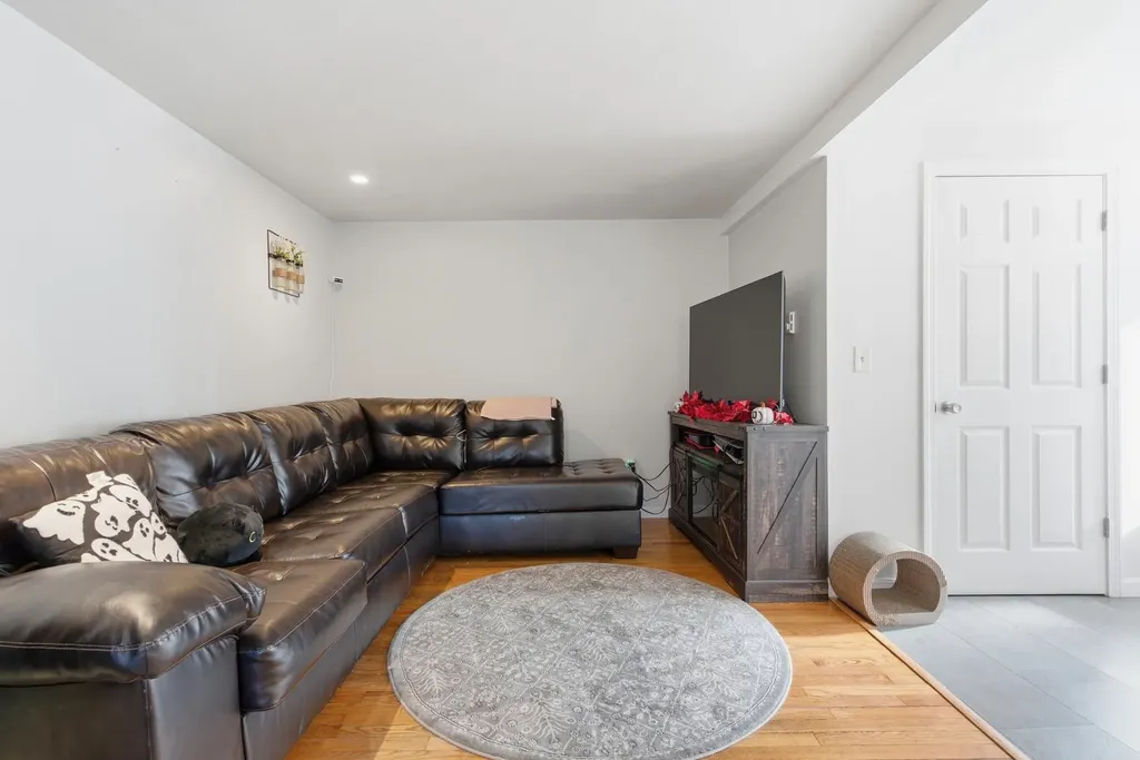 19 Depot Road Chichester NH 03258