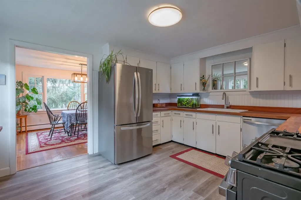 84 County Farm Cross Road Dover NH 03820