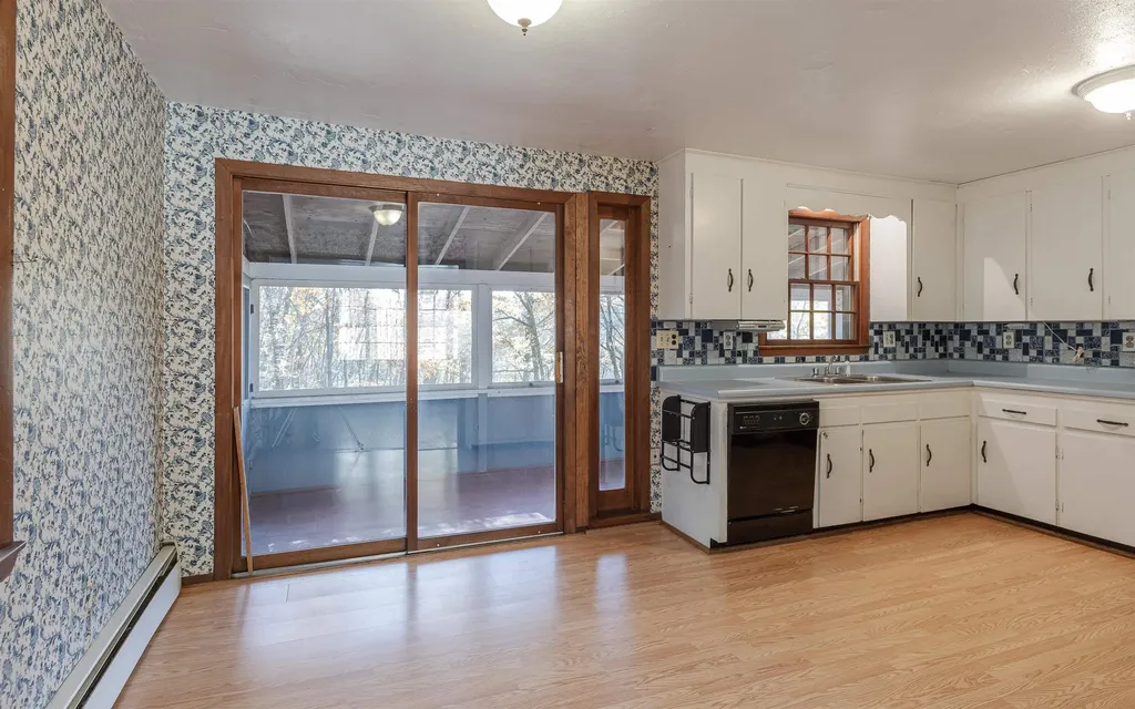 31 Mountain View Road Walpole NH 03609