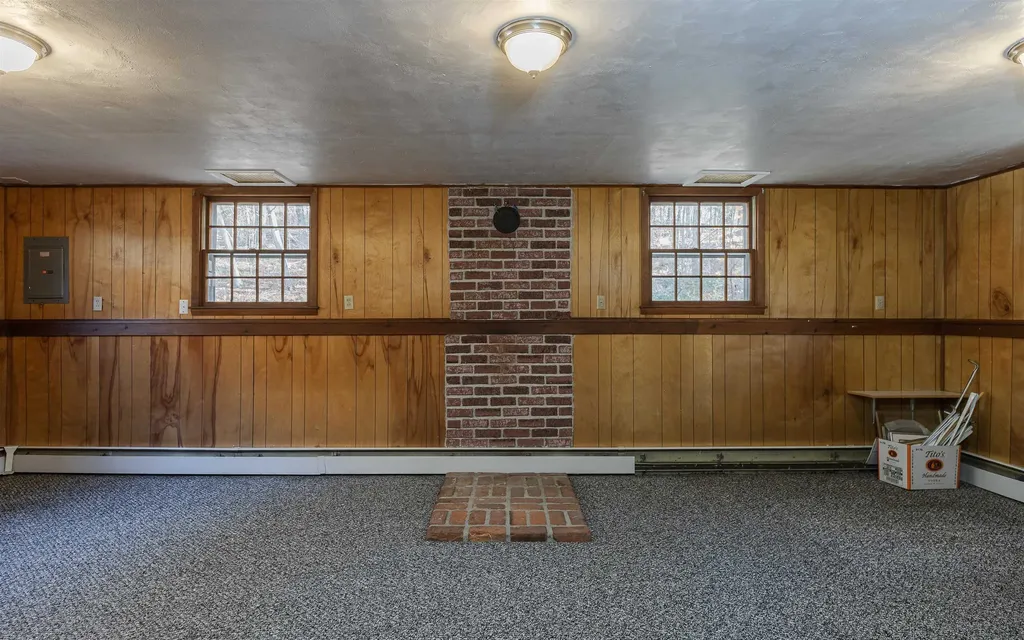 31 Mountain View Road Walpole NH 03609