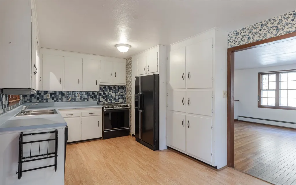 31 Mountain View Road Walpole NH 03609