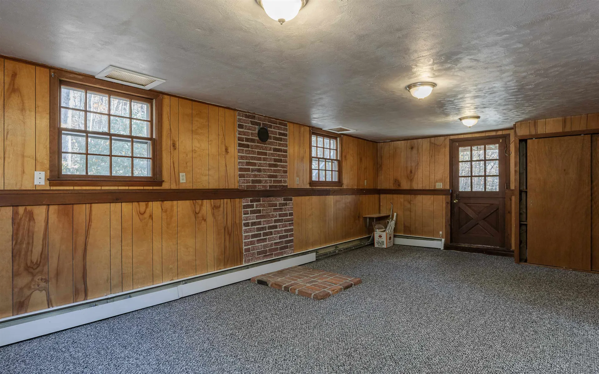 31 Mountain View Road Walpole NH 03609