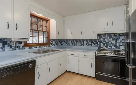 31 Mountain View Road Walpole NH 03609