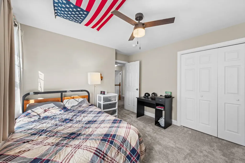 12 Crawford Lane Hooksett NH 03106