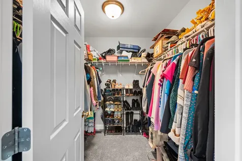 12 Crawford Lane Hooksett NH 03106