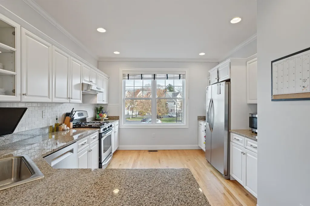 131 Court Street Exeter NH 03833