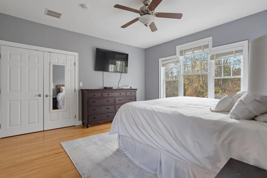 131 Court Street Exeter NH 03833