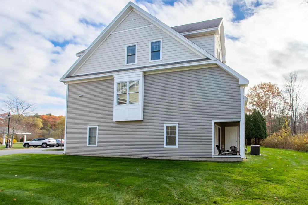 131 Court Street Exeter NH 03833