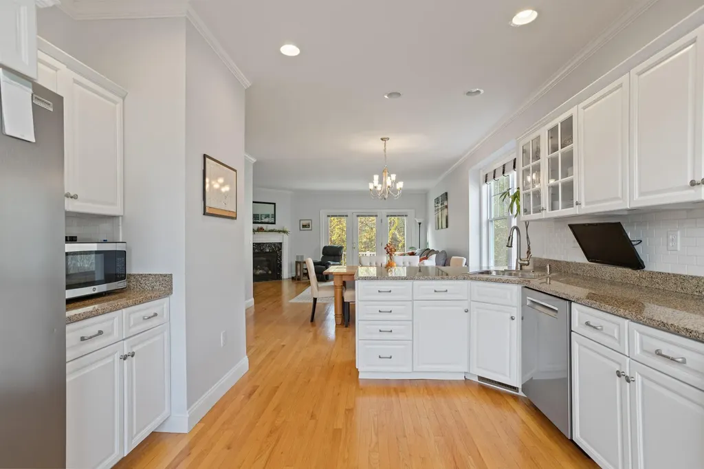 131 Court Street Exeter NH 03833