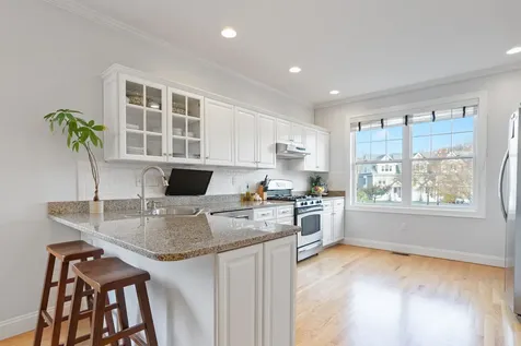 131 Court Street Exeter NH 03833