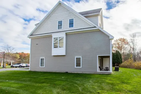 131 Court Street Exeter NH 03833