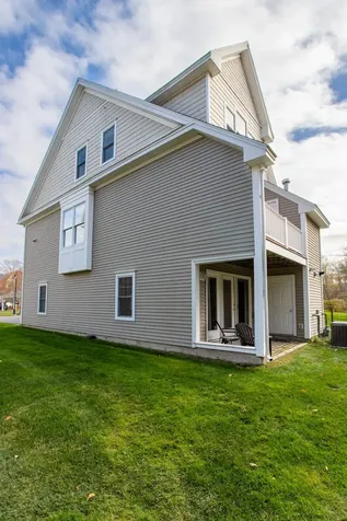 131 Court Street Exeter NH 03833