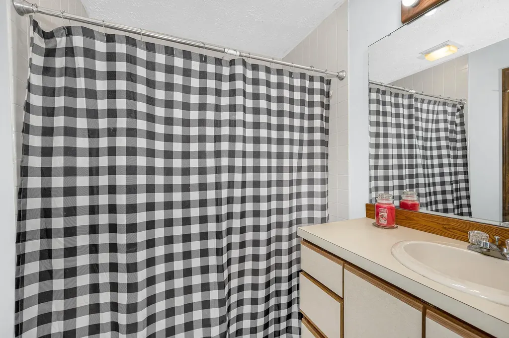 7 Corduroy Road Amherst NH 03031