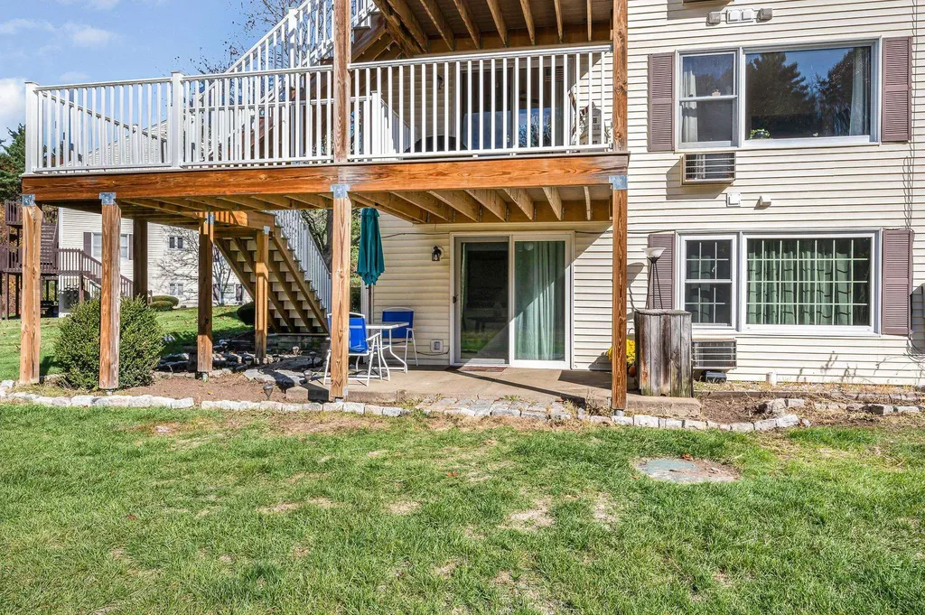 7 Corduroy Road Amherst NH 03031