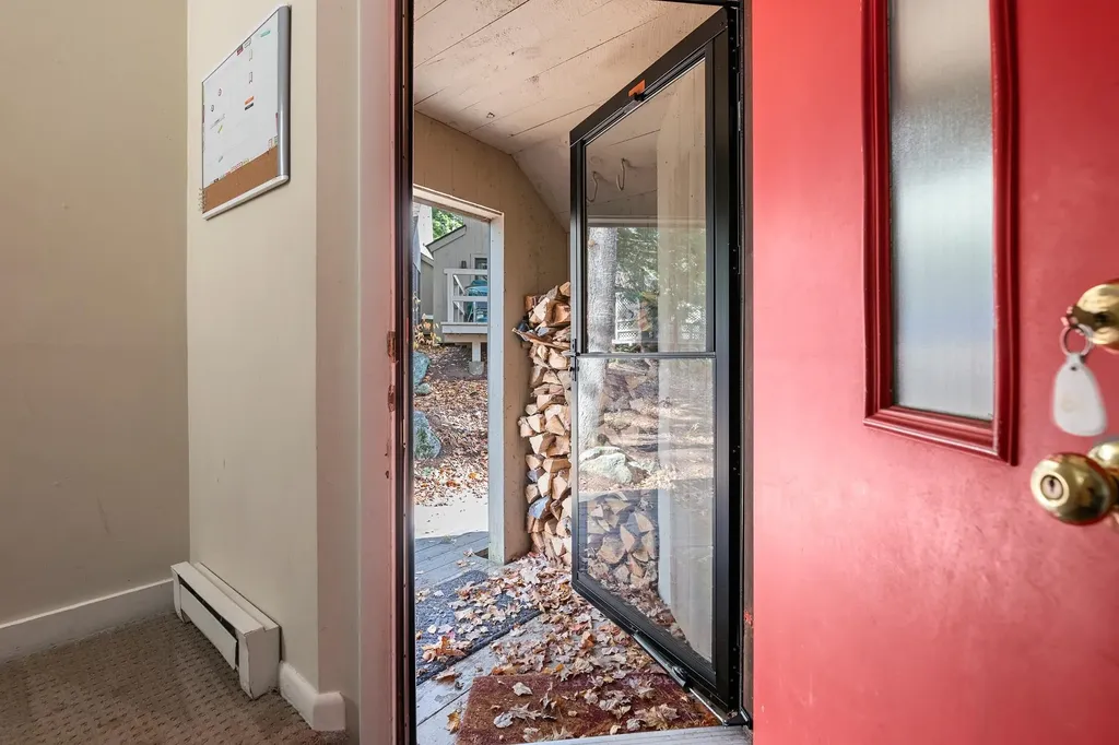 18 Pleasant Drive Grantham NH 03753