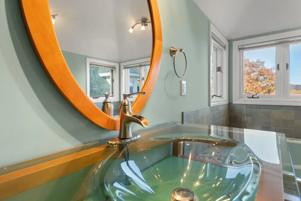 32 Merrill Road Campton NH 03223