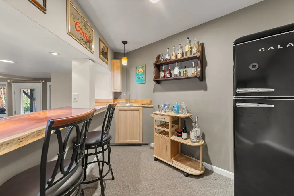 32 Merrill Road Campton NH 03223