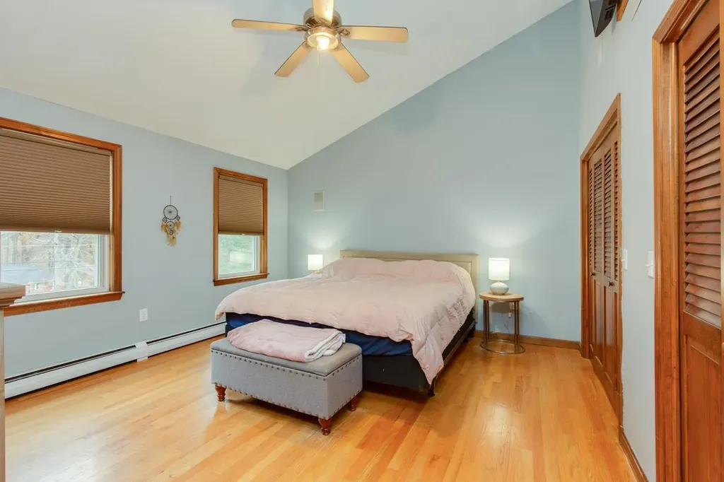 6 Lund Drive Hudson NH 03051