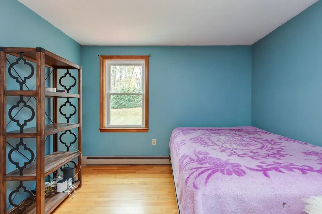 6 Lund Drive Hudson NH 03051