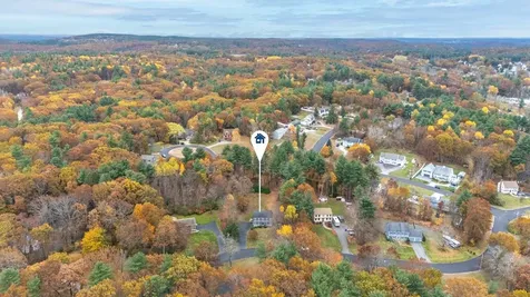 6 Lund Drive Hudson NH 03051