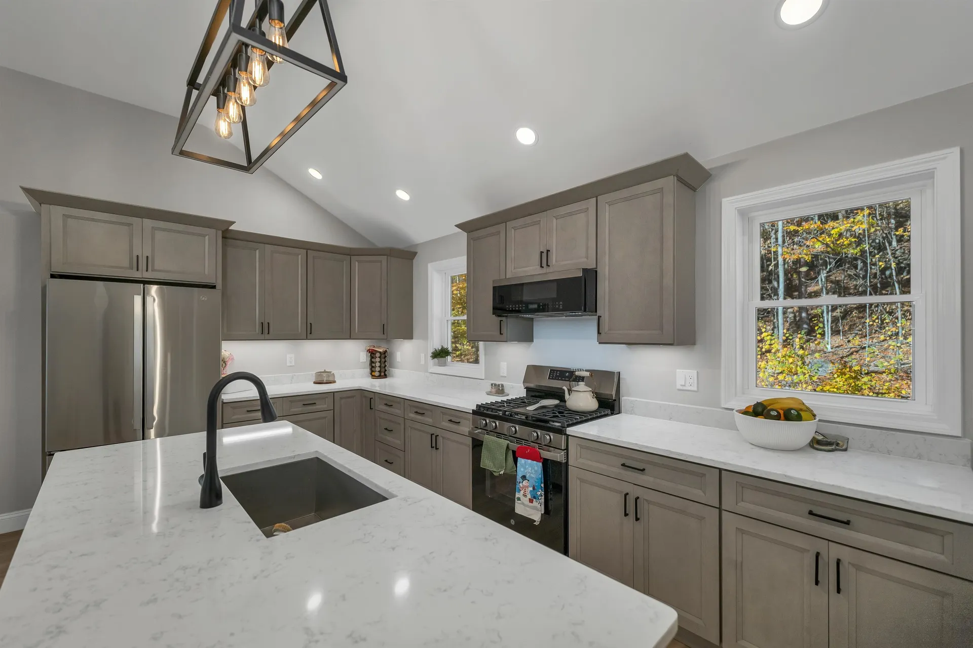 41 Valley Road Tuftonboro NH 03816