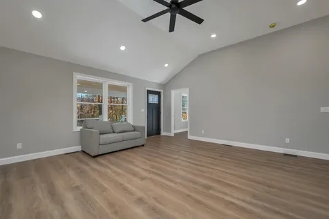 41 Valley Road Tuftonboro NH 03816