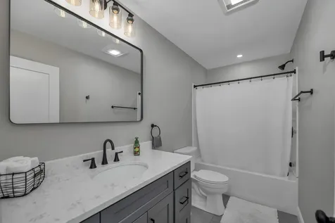 41 Valley Road Tuftonboro NH 03816