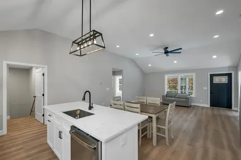 41 Valley Road Tuftonboro NH 03816