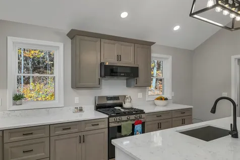 41 Valley Road Tuftonboro NH 03816