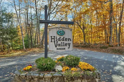 41 Valley Road Tuftonboro NH 03816