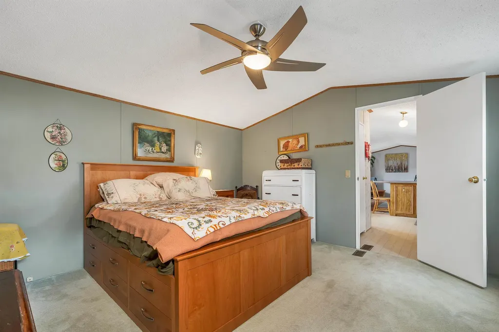 9 Duke Lane Concord NH 03303