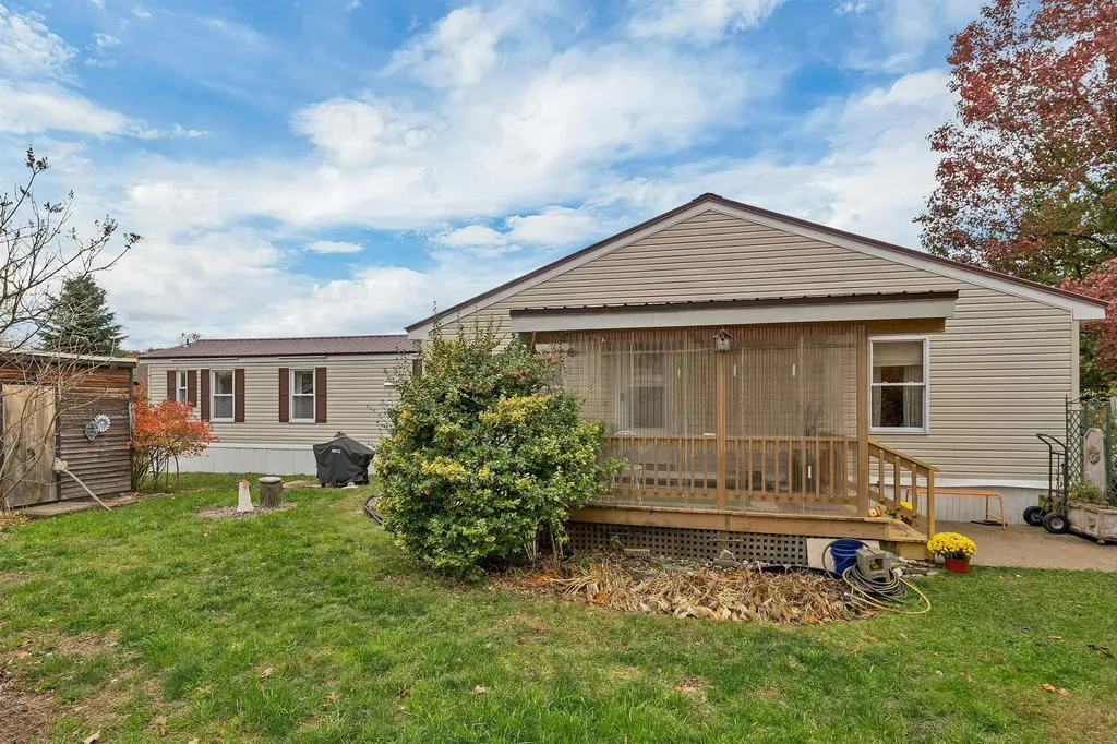 9 Duke Lane Concord NH 03303