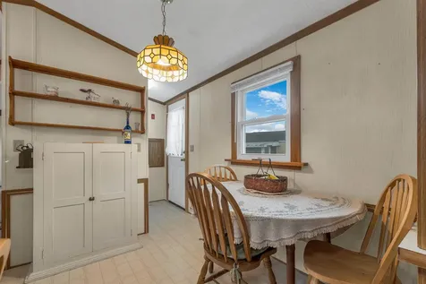 9 Duke Lane Concord NH 03303