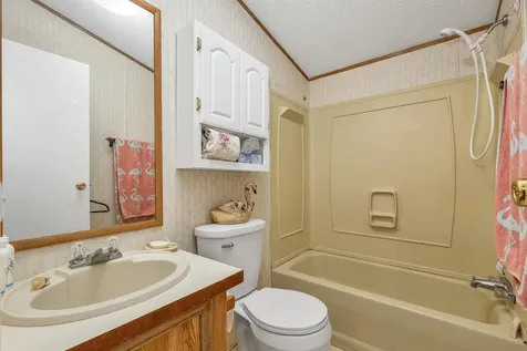 9 Duke Lane Concord NH 03303