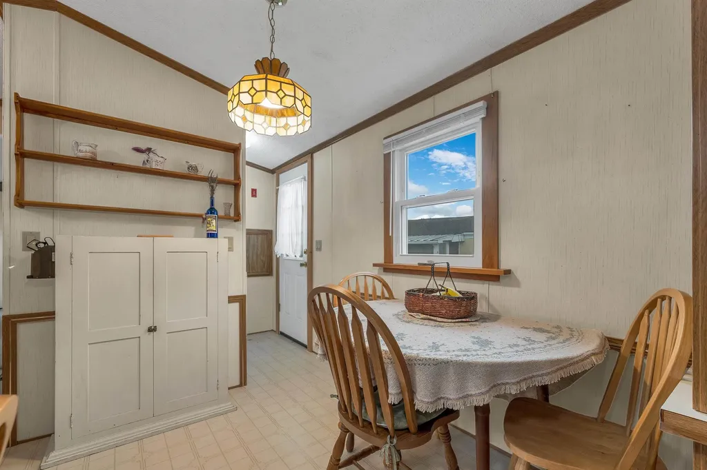 9 Duke Lane Concord NH 03303