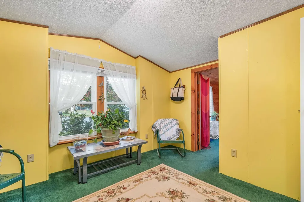 9 Duke Lane Concord NH 03303