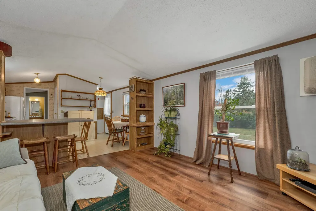 9 Duke Lane Concord NH 03303