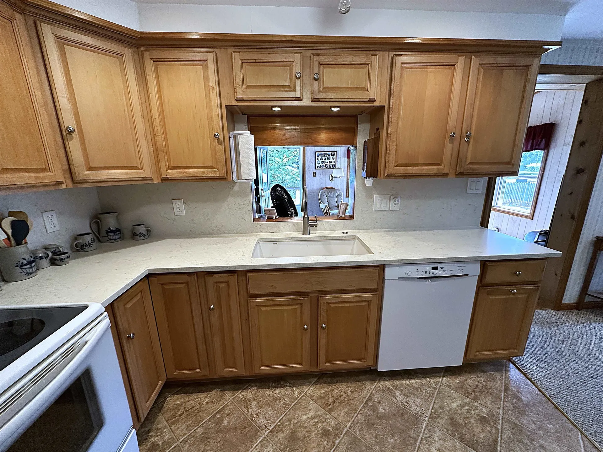 17 Maplewood Avenue Rochester NH 03867