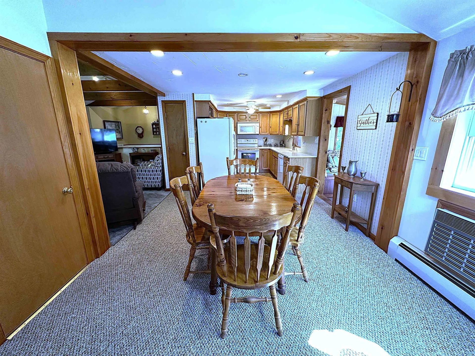 17 Maplewood Avenue Rochester NH 03867