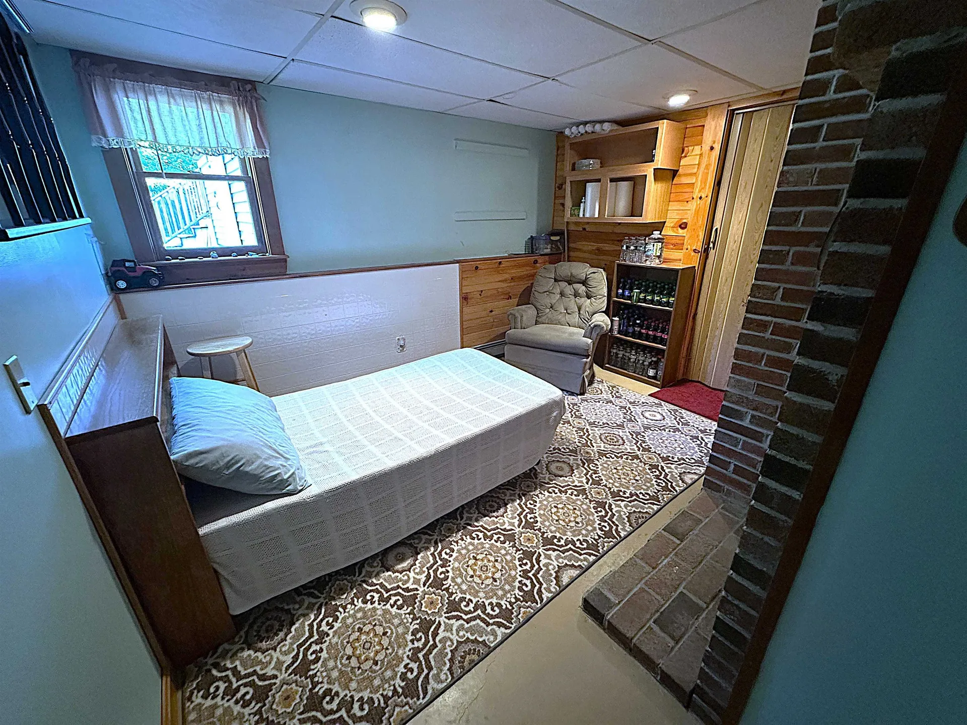 17 Maplewood Avenue Rochester NH 03867