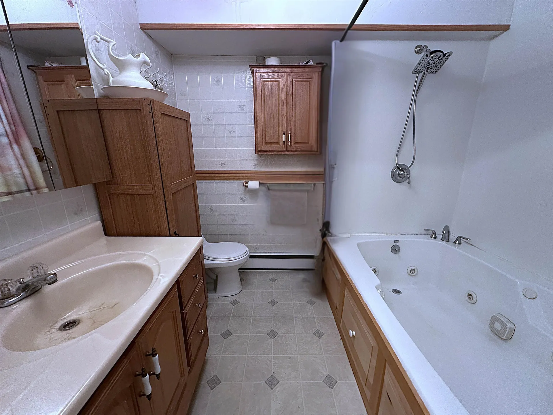 17 Maplewood Avenue Rochester NH 03867