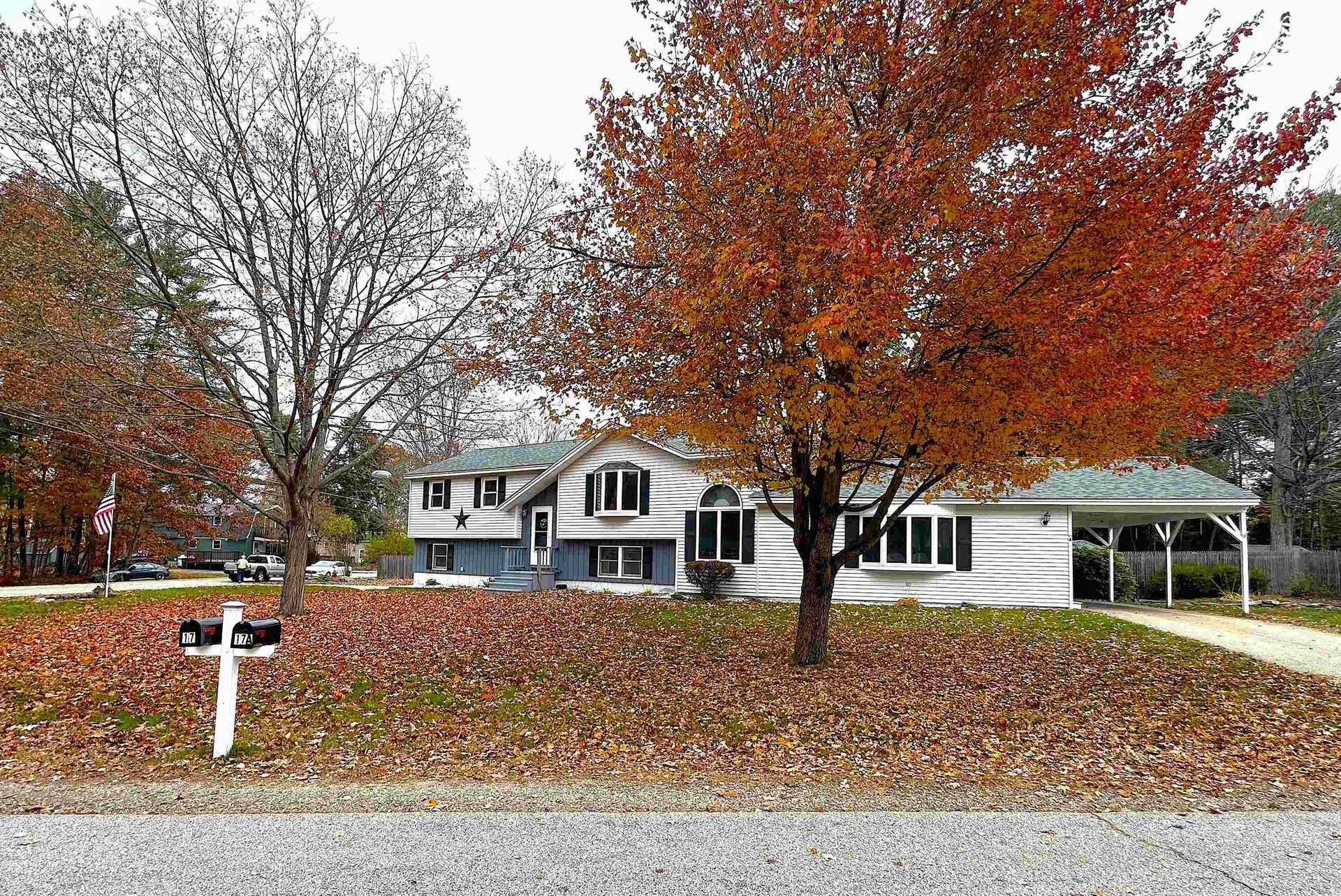 17 Maplewood Avenue Rochester NH 03867