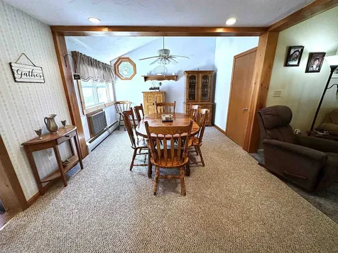 17 Maplewood Avenue Rochester NH 03867