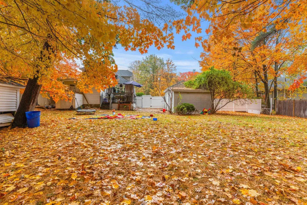 6 Palmer Avenue Plaistow NH 03865