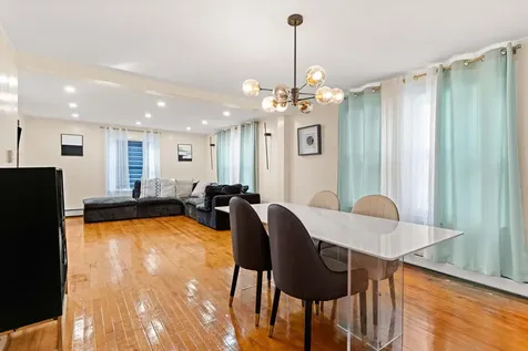 6 Palmer Avenue Plaistow NH 03865