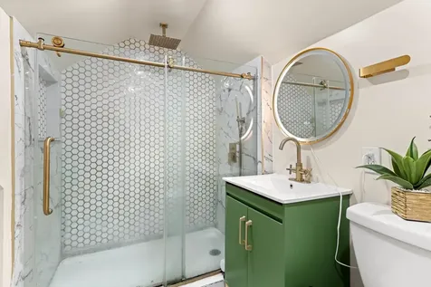 6 Palmer Avenue Plaistow NH 03865