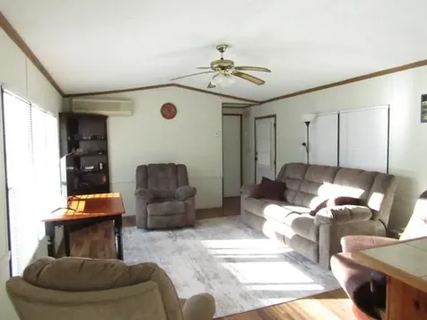 11 Dublin Street Gorham NH 03581