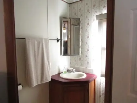 11 Dublin Street Gorham NH 03581